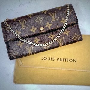 Authentic Louis Vuitton monogram Sarah